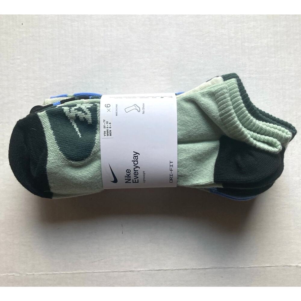 Nike Everyday Lightweight 6-Pair No Show Socks - NEW